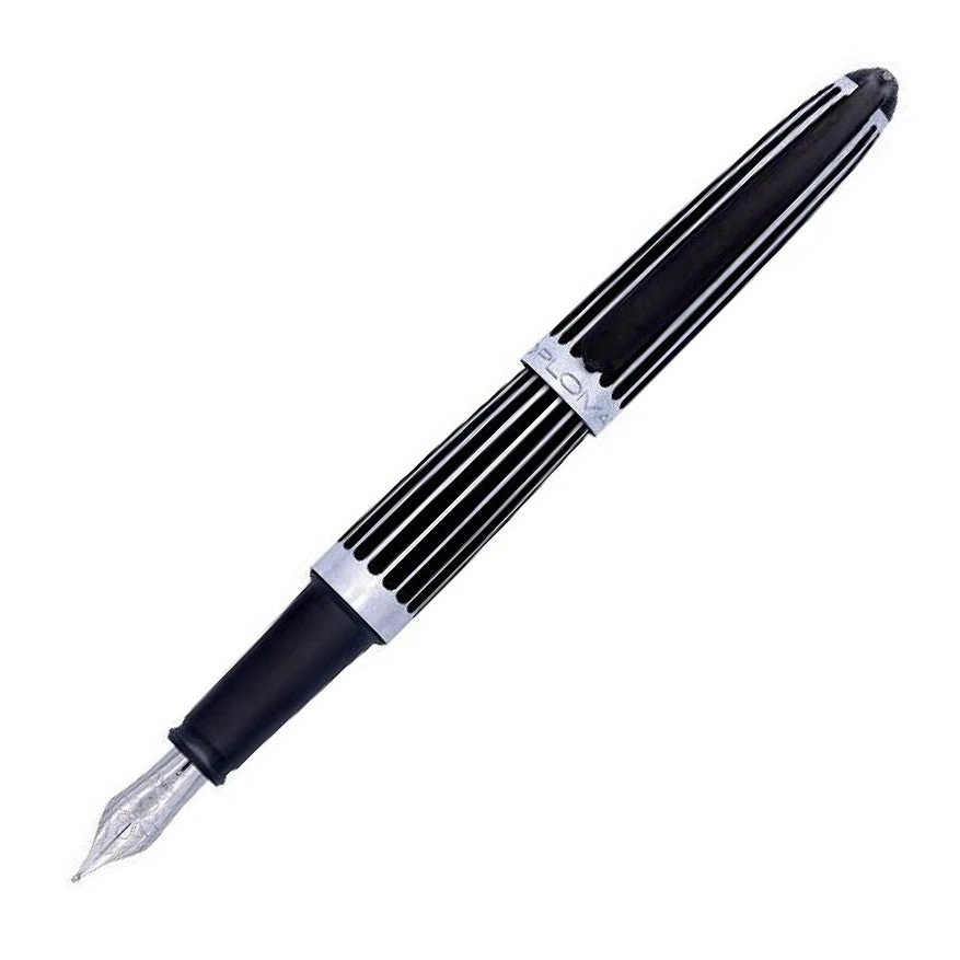 Diplomat Aero Fountain Pen Gift Set, Stripes - Image 2