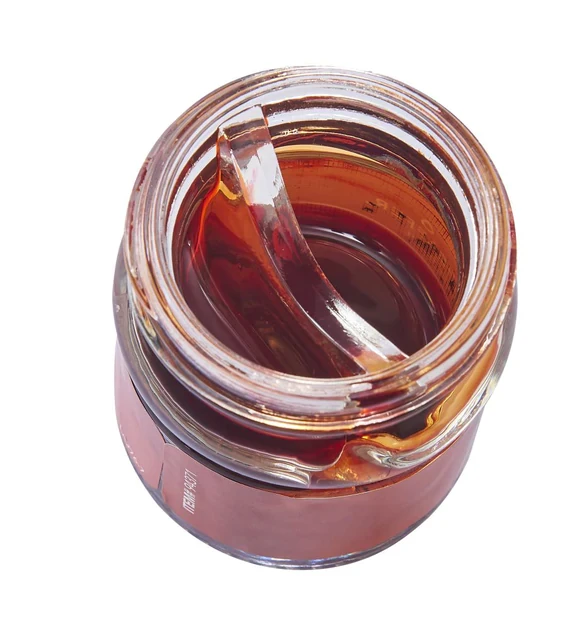 Sheaffer Intensity Fountain Pen & Ink Set, Herringbone Red, Medium Nib - Image 4