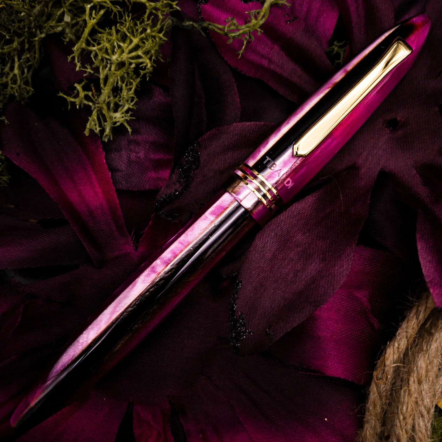 Tibaldi Bonania Zany Brown & Pink Fountain Pen - Image 2